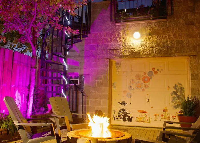 The Banksy-greystone Rooftop Firepit United Center Chicago